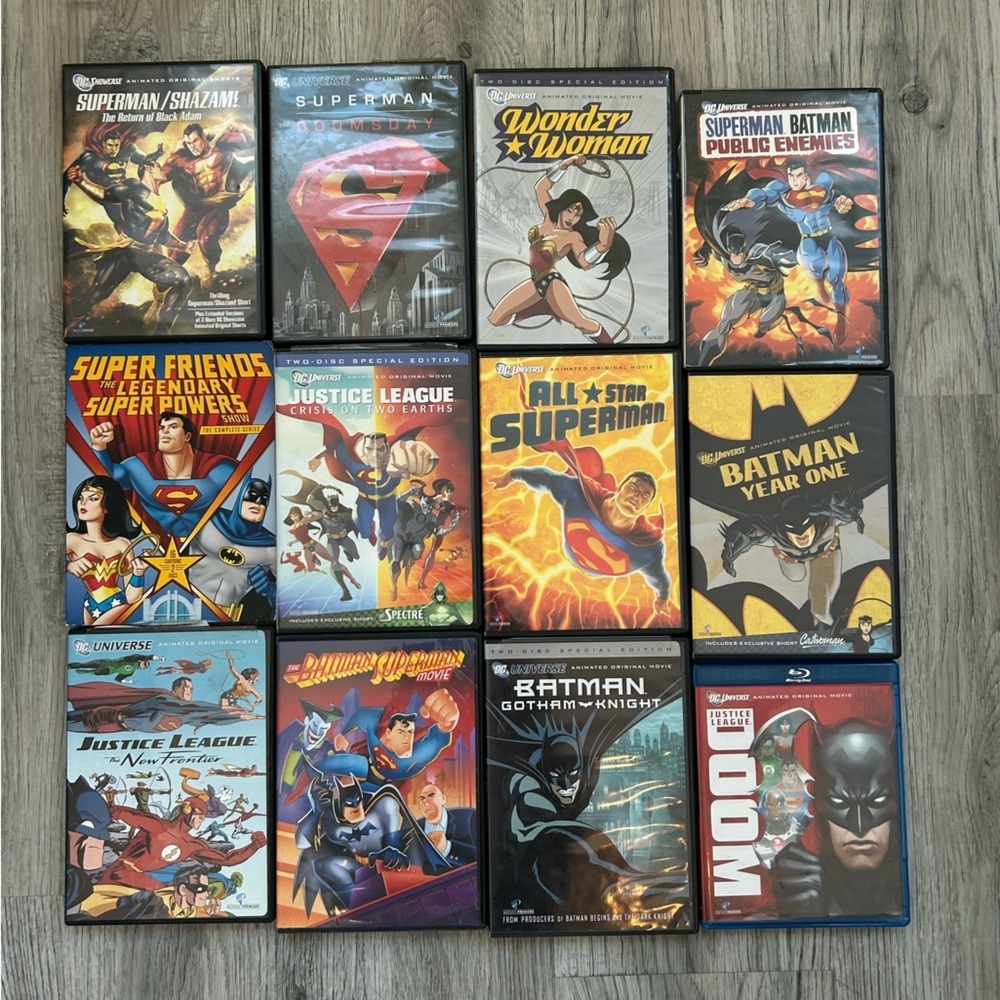 DC Comics Superhero 12 DVD's  - Multicolor Covers